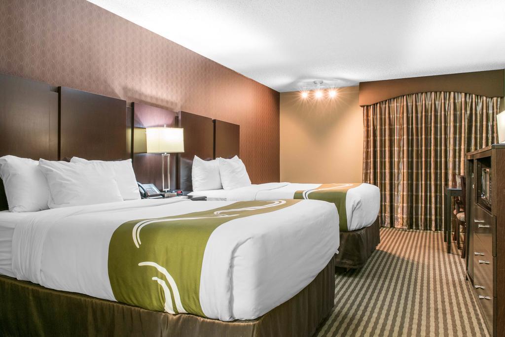 Quality Inn Festus Eksteriør billede